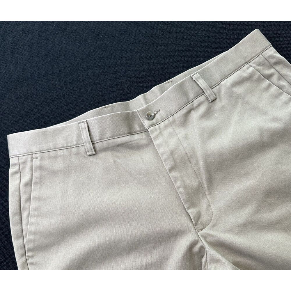 DOCKERS CLASSIC FIT 38x32 Flat Front Mens Khaki Pants‎ VGUC ~ Fast Shipping